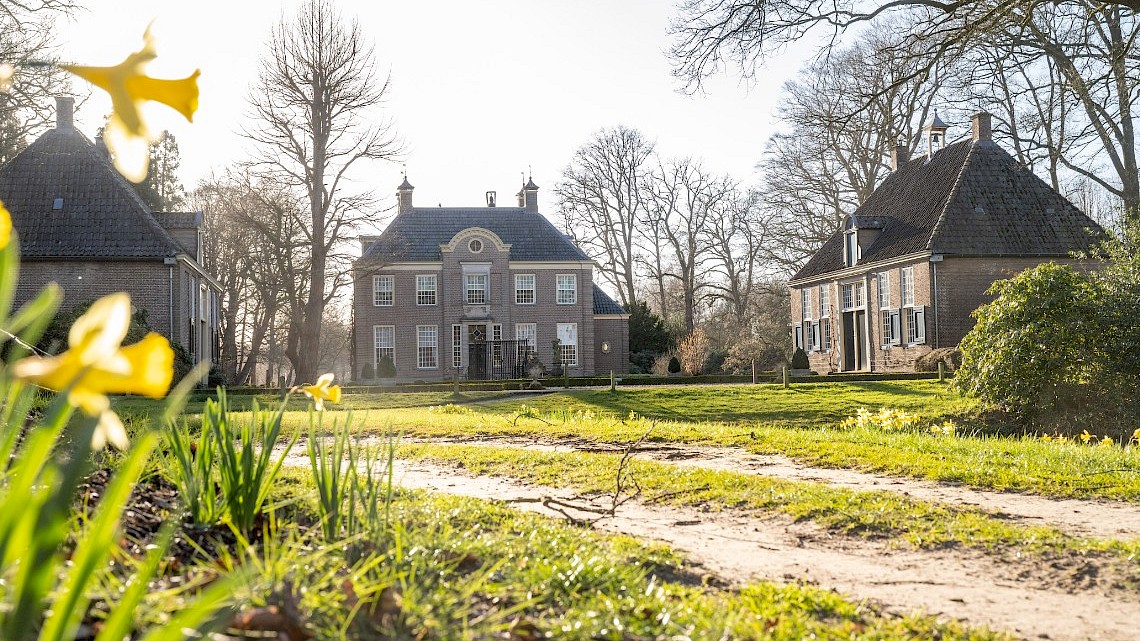 Dalfsen, kastelen en groen in het Vechtdal